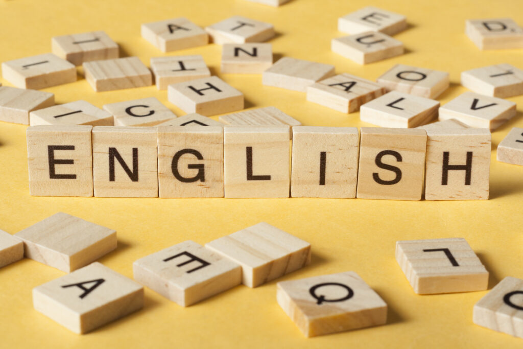 Parola inglese fatta con lettere in legno